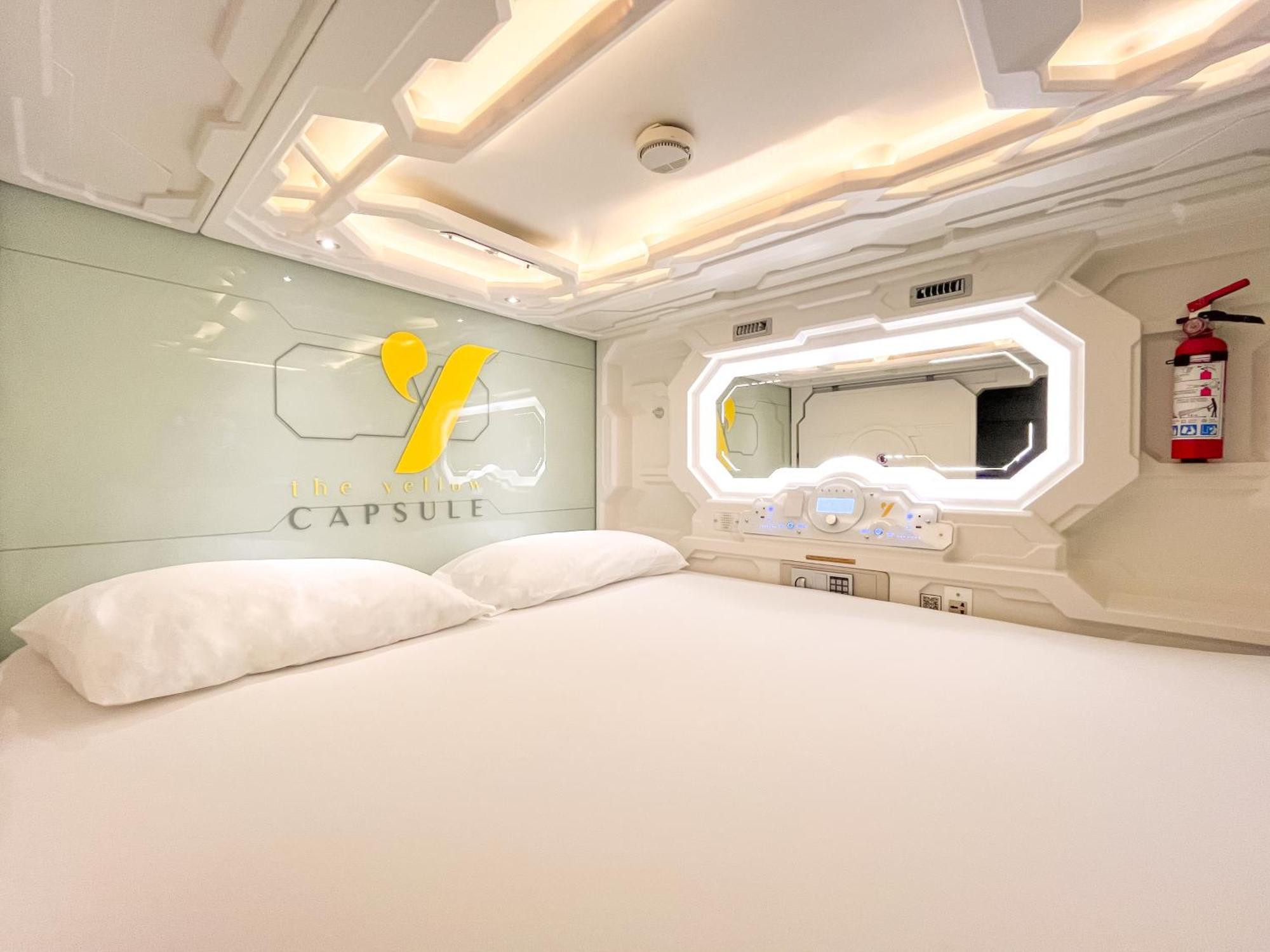 The Yellow Capsule Cancun Close To Airport Exteriér fotografie
